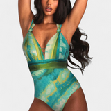 Ahria Bañador Entero Estampado con Escote en V y Cubresol - Estilo y Confort en un Solo Pieza