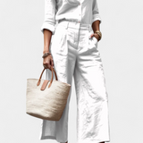 Conjunto Rosa Sabina con Camisa Suelta y Pantalones Capri Elegantes