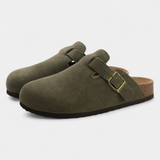 Aubree Zuecos Unisex de Gamuza con Hebilla Ajustable - Comodidad y Estilo en Cada Paso