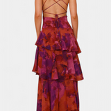 Domenica Elegante Vestido de Gasa con Escote en V y Capas Fluidas para un Look Sofisticado