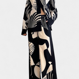 Conjunto de Pierna Ancha Basilisa con Estampado de Grafiti - Estilo Moderno y Vibrante