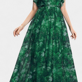 Elegante vestido largo de chifón con estampado floral y diseño aireado para un estilo sofisticado y cómodo