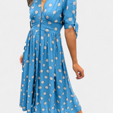 Lizzie Vestido Midi de Lunares con Elegante Escote en V Profundo