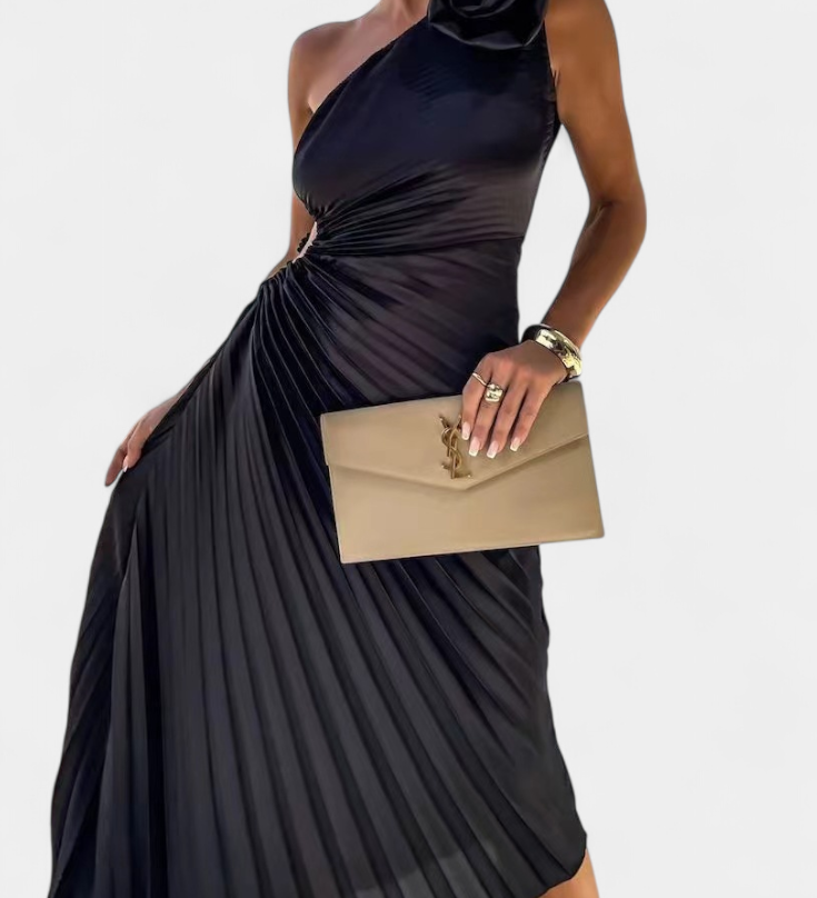 Elegante Leire Vestido de Cóctel Asimétrico con Aplique Floral y Falda Plisada para Destacar en Cada Ocasión