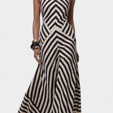 Vestido Maxi Halter Crispina con Rayas Chevron y Elegante Espalda Descubierta