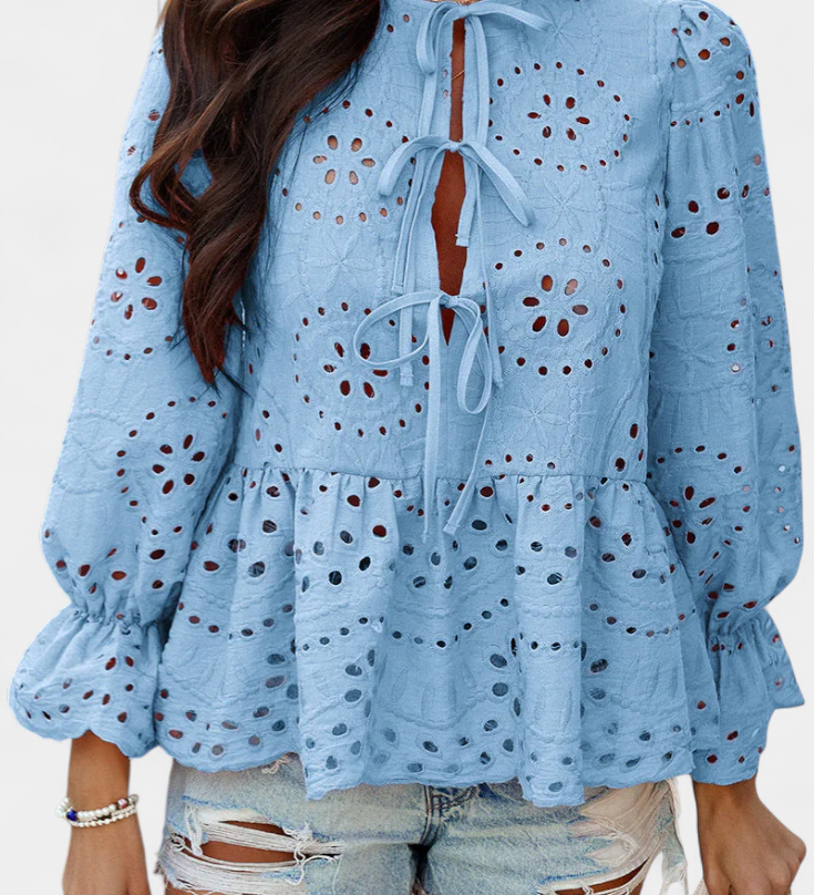 Blusa Bohemia Kayden con Encaje y Corte Fluidofilmar