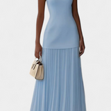 Elegante vestido de noche maxi de gasa con pliegues para un look sofisticado