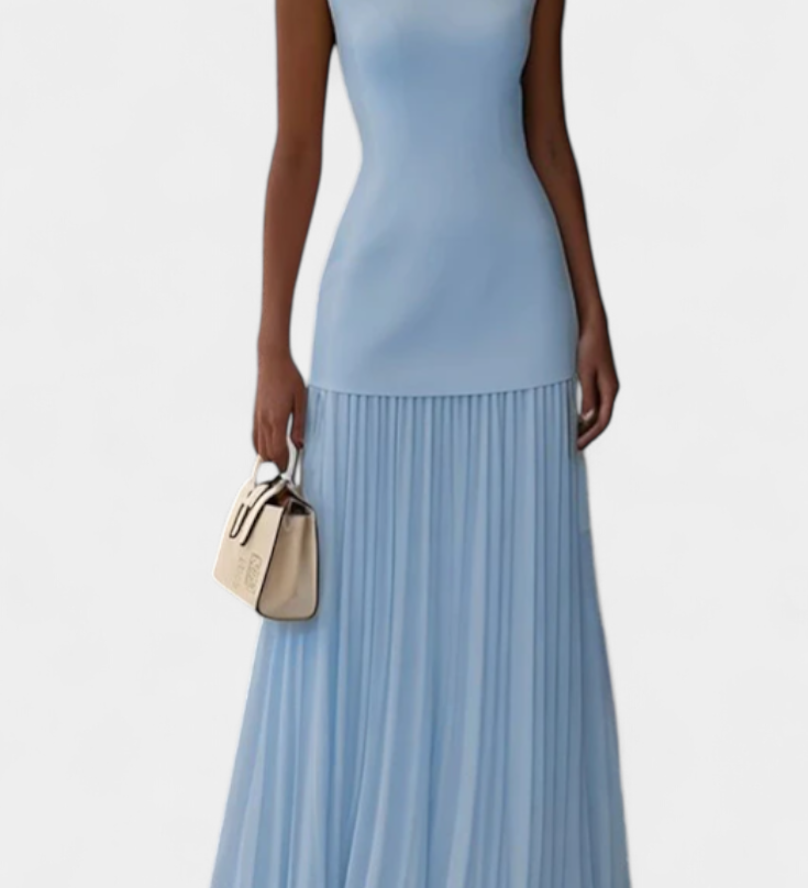 Elegante vestido de noche maxi de gasa con pliegues para un look sofisticado