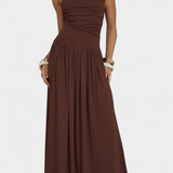 Elegante Vestido Maxi sin Mangas Maddy con Drapeado Lateral para un look sofisticado