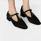 Elegantes Tacones Bajos Elly con Tira y Hebilla para un estilo cómodo y sofisticado