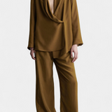 Elegante conjunto de blazer con solapa y pantalones a juego para un look sofisticado