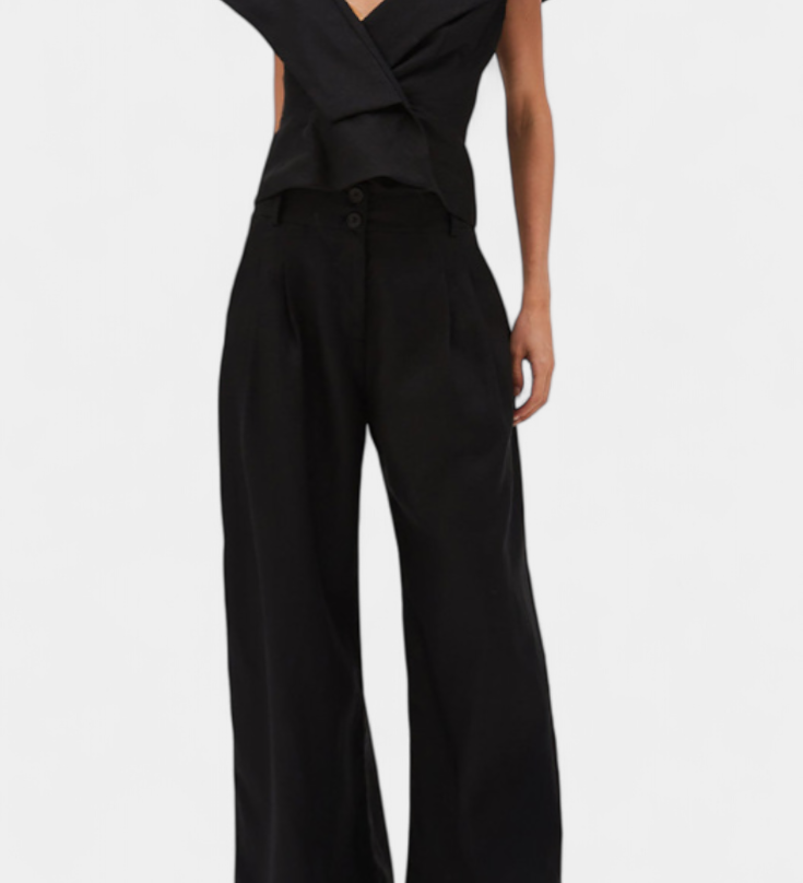 Conjunto Elegante Hayden con Top Asimétrico y Pantalón Palazzo para un look sofisticado