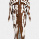 Elegante Vestido Largo Diva con Floral Estampado, Encantador Escote en V y Detallada Abertura Lateral