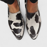 Zapatos Macarena Loafers Elegantes con Tacón Bajo y Estampado Animal para un Estilo Sofisticado