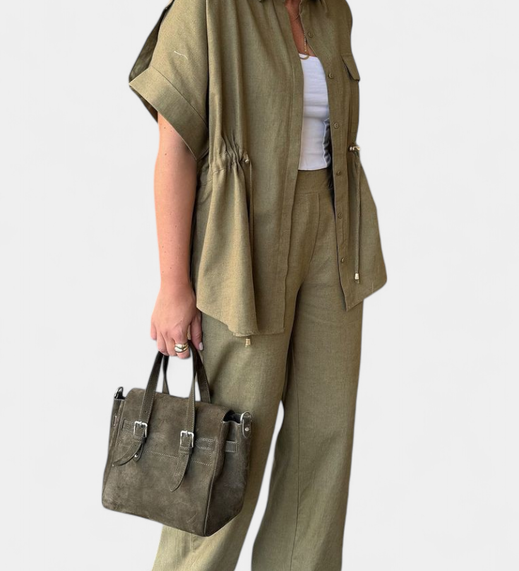 Lani Conjunto Casual de Camisa y Pantalones en Algodón y Lino para un Estilo Confortable