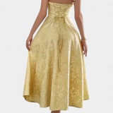 Elegante vestido midi Jacquard Gilda con espalda abierta y cintura alta