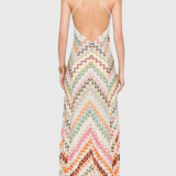Elegante vestido largo de encaje Agustina con escote en V y delicado motivo zigzag