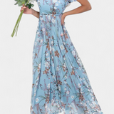 Elegante vestido maxi floral con escote en V y mangas aladas para un look sofisticado