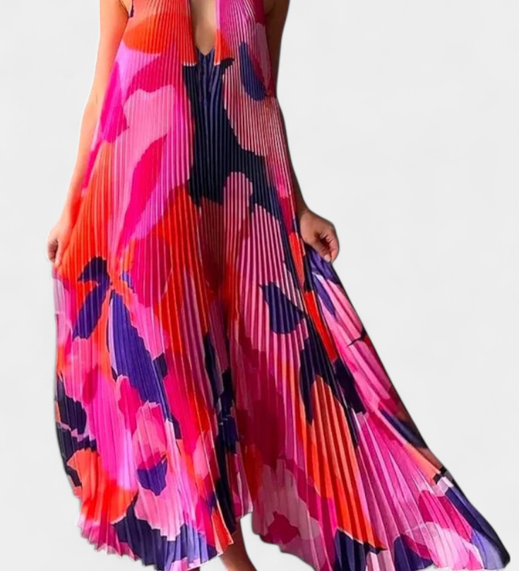 Vestido Largo Giselle con Plisado, Escote Halter y Estilo Elegante en Movimiento