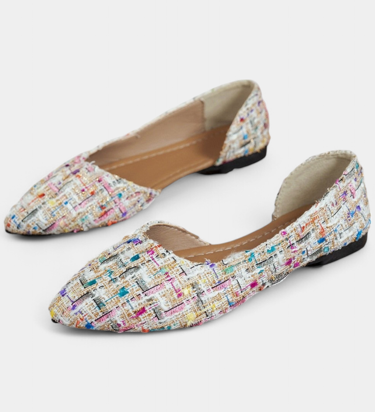 Zapatillas Tejidas Multicolores con Punta Afilada y Detalles de Cristal