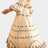Vestido Maxi Soria con Botones Bordados de Estilo Folk para un Look Único
