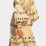 Vestido Maxi Soria con Botones Bordados de Estilo Folk para un Look Único
