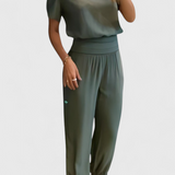 Elegante Conjunto de Blusa y Pantalones Cassandra para un Estilo Sofisticado