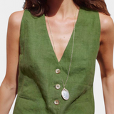 Jennifer Conjunto con Chaleco y Pantalones Cortos de Lino de Algodón para un Look Elegante y Confortable