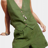 Jennifer Conjunto con Chaleco y Pantalones Cortos de Lino de Algodón para un Look Elegante y Confortable