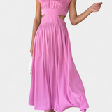 Elegante Conjunto Largo Jocelyn con Escote Alto y Detalle de Abertura Lateral para un look Minimalista y Sofisticado