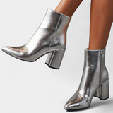 Ralica Botas de Tobillo con Detalles Metálicos Plateados para un Estilo Moderno y Elegante